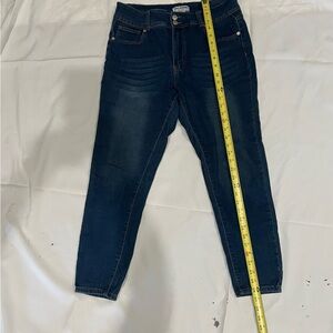 Soho Apparel Blue Ankle Cropped Jeans